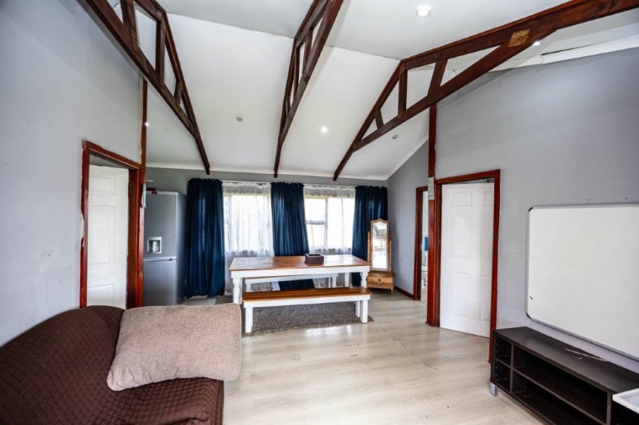 To Let 6 Bedroom Property for Rent in Kaysers Beach Eastern Cape